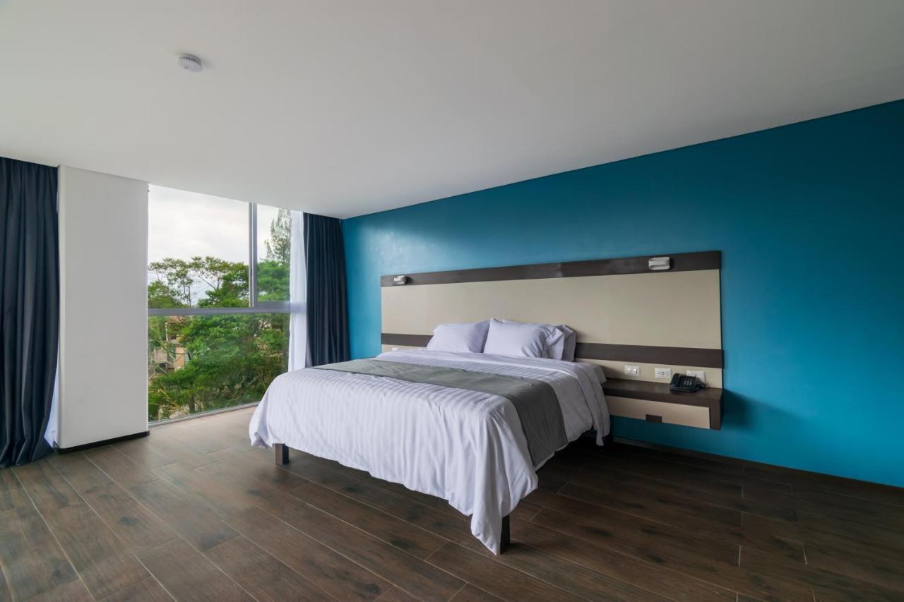 Hotel Balcon Del Parque 할라파 외부 사진